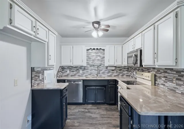 Homes for sale in Claremore, OK | 18055 S Creekside Dr, Claremore, OK 74017 | MLS# 2620446