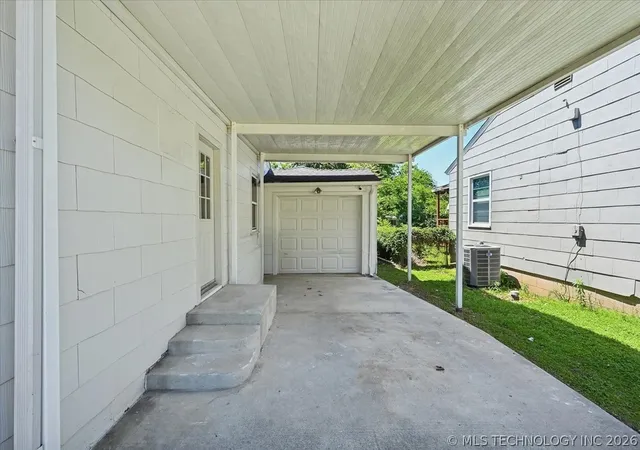 Photo 2 of Sale Pending at 3524 E 30th Street, Tulsa, OK 74114 | MLS# 2620495 | Listing updated on 2026-08-25