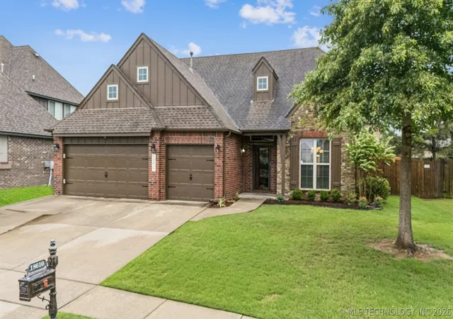 Photo 3 of Single family home for sale at 18610 E 42nd Place, Tulsa, OK 74134 | MLS# 2620421 | Listing updated on 2026-08-25