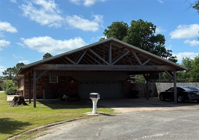 Homes for sale in Wilburton, OK | 145 Sunset, Wilburton, OK 74578 | MLS# 2620516