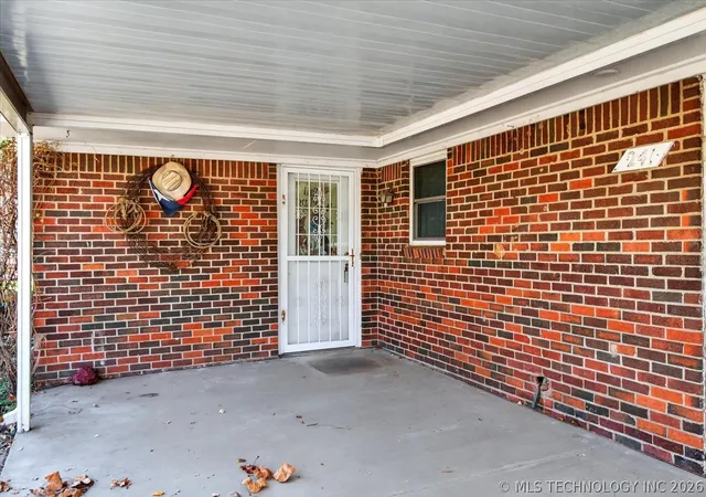 Homes for sale in Bartlesville, OK | 241 Ne Myers Ave, Bartlesville, OK 74006 | MLS# 2620473