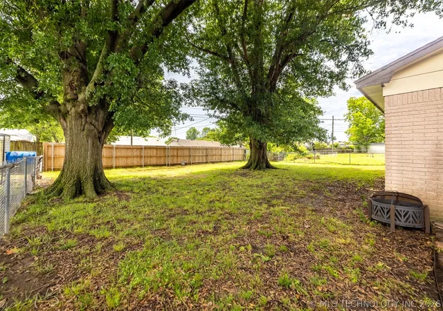 Homes for sale in Broken Arrow, OK | 1625 S 2nd St, Broken Arrow, OK 74012 | MLS# 2620455