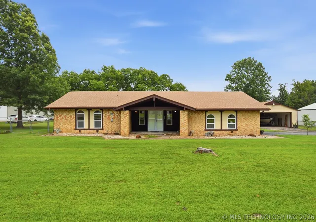 Homes for sale in Broken Arrow, OK | 7209 S 232nd Eastavenue, Broken Arrow, OK 74014 | MLS# 2620526