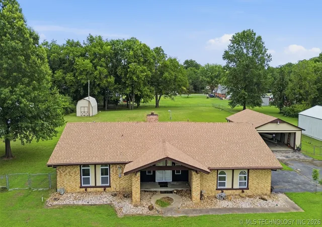 Homes for sale in Broken Arrow, OK | 7209 S 232Nd Eastavenue, Broken Arrow, OK 74014 | MLS# 2620526