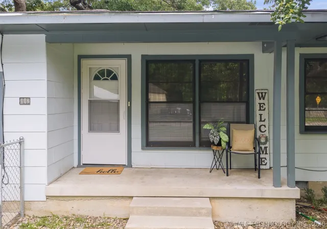 2nd image of 812 Carter, Ardmore, OK 73401 | MLS# 2619911