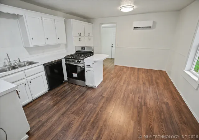 5th image of 1016 Nathan Boone Rd, Fort Gibson, OK 74434 | MLS# 2620544