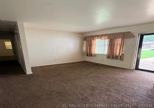 5th image of 5027 N Utica Pl, Tulsa, OK 74130 | MLS# 2620450