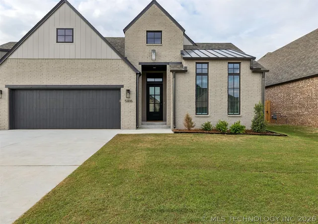 2nd image of 5816 E 127th St S, Tulsa, OK 74008 | MLS# 2620558