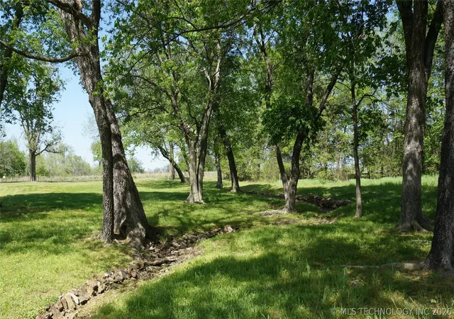 Homes for sale in Pryor, OK | 1037 Deer Creek Rd, Pryor, OK 74361 | MLS# 2620577