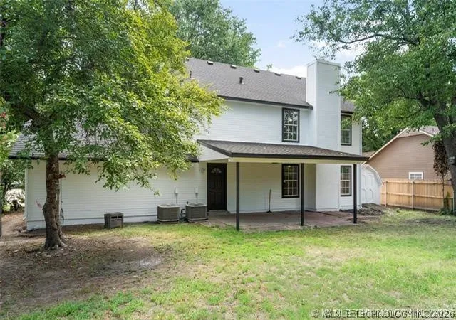 Homes for sale in Broken Arrow, OK | 5304 S Hickory Ave, Broken Arrow, OK 74011 | MLS# 2620535
