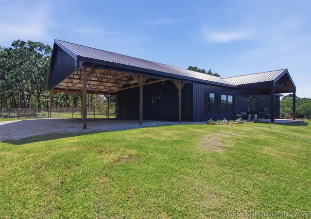 Homes for sale in Beggs, OK | 5676 N 240 Rd, Beggs, OK 74421 | MLS# 2620613
