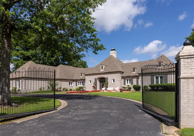 5th image of 3706 Country Club Dr, Muskogee, OK 74403 | MLS# 2620599