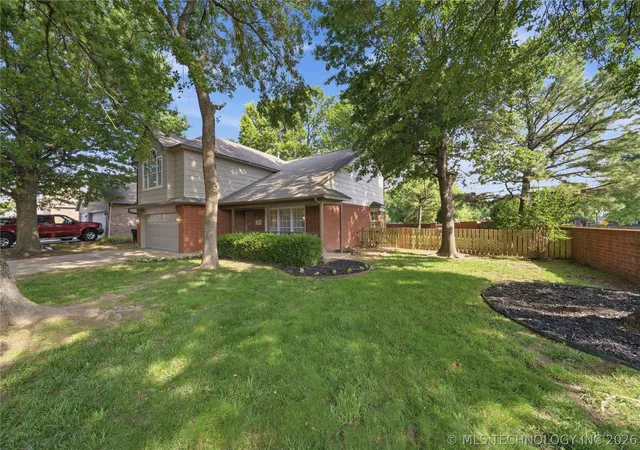 Homes for sale in Broken Arrow, OK | 3843 W Galveston Pl, Broken Arrow, OK 74012 | MLS# 2620698