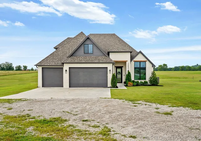 Photo 2 of Single family home for sale at 36652 E 141st Street S, Coweta, OK 74429 | MLS# 2615506 | Listing updated on 2026-06-06