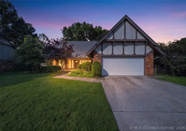 1st image of 8404 E 107th St, Tulsa, OK 74133 | MLS# 2620536