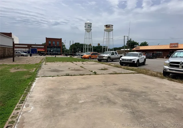 Photo 3 of Land for sale at 125 N Broadway St, Coweta, OK 74429 | MLS# 2620419 | Listing updated on 2026-08-20