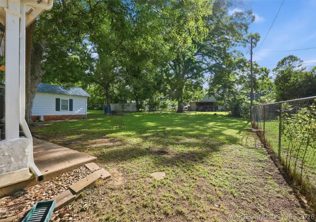 Homes for sale in Ada, OK | 1127 S Cherry St, Ada, OK 74820 | MLS# 2620747