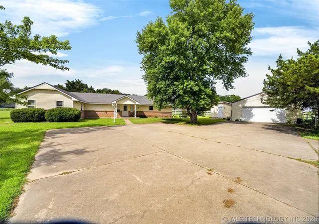 Homes for sale in Ochelata, OK | 395870 W 3010 Dr, Ochelata, OK 74051 | MLS# 2620513