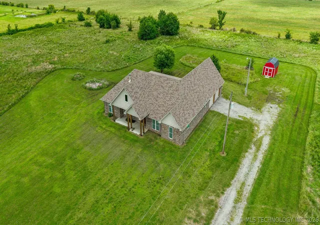 Homes for sale in Pryor, OK | 4532 W 430 Rd, Pryor, OK 74361 | MLS# 2620786
