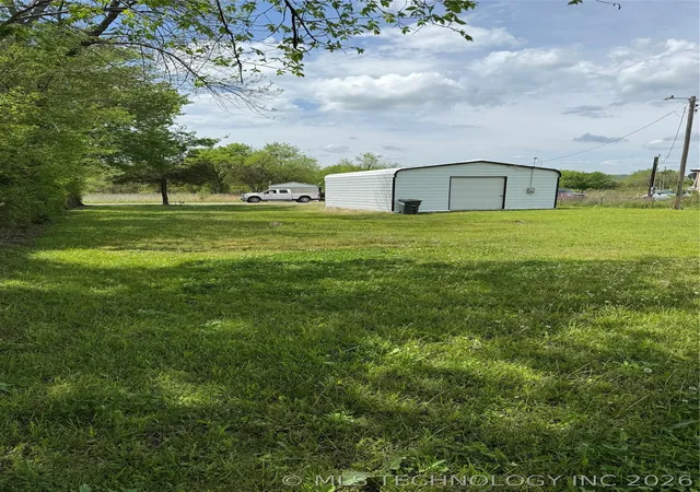 Homes for sale in Porum, OK | 409 S 5Th St, Porum, OK 74455 | MLS# 2620594