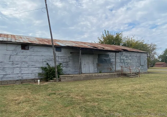 13th image of 202 N Ashwood, Marietta, OK 73448 | MLS# 2620791