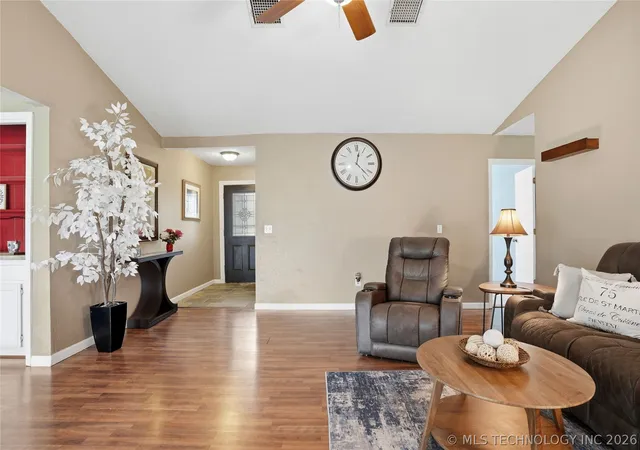 Homes for sale in Broken Arrow, OK | 4214 W Urbana Ct, Broken Arrow, OK 74012 | MLS# 2620678