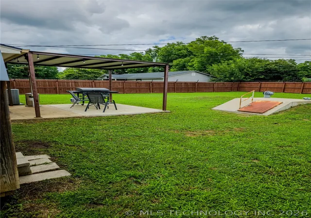 3rd image of 413 Stanton, Calera, OK 74730 | MLS# 2620826