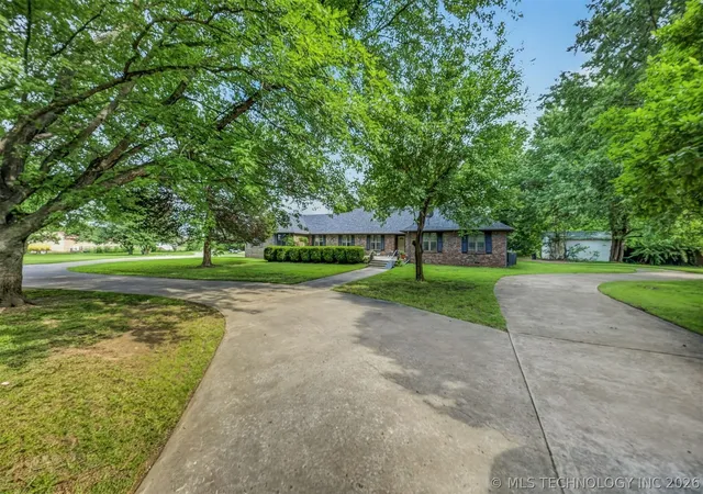 Photo 1 of Single family home for sale at 5321 Fern Mountain Rd, Muskogee, OK 74401 | MLS# 2620537 | Listing updated on 2026-07-30