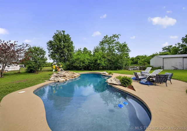 Photo 3 of Single family home for sale at 5321 Fern Mountain Rd, Muskogee, OK 74401 | MLS# 2620537 | Listing updated on 2026-07-30