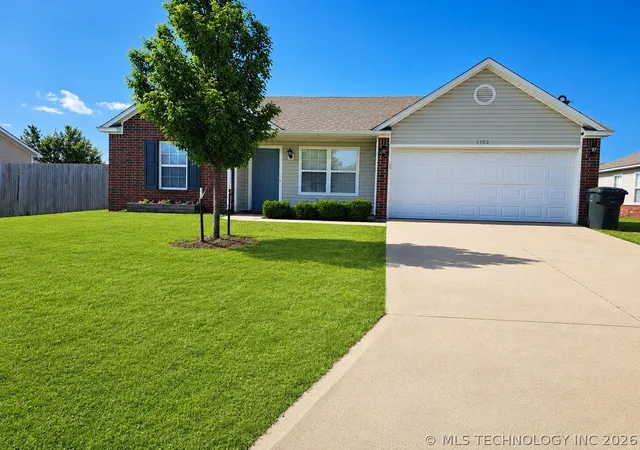 Homes for sale in Claremore, OK | 1109 W 24th St N, Claremore, OK 74017 | MLS# 2620618