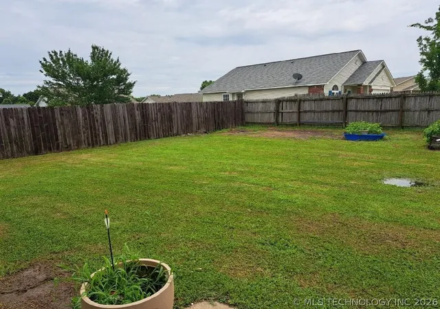 Homes for sale in Claremore, OK | 1109 W 24th St N, Claremore, OK 74017 | MLS# 2620618