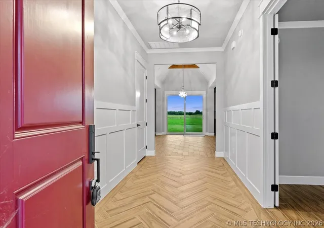 4th image of 31820 E Two Socks Dr, Broken Arrow, OK 74014 | MLS# 2620759
