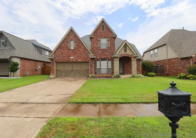 Homes for sale in Bixby, OK | 11985 S 91st East Ave, Bixby, OK 74008 | MLS# 2617283