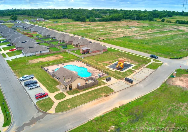 49th image of 27765 E 109th Pl S, Coweta, OK 74429 | MLS# 2620511