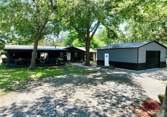 1st image of 330 Kiamichi, Eufaula, OK 74432 | MLS# 2620372