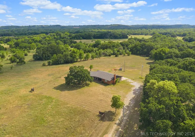 1st image of 33247 Brushy Mound Ln, Marietta, OK 73463 | MLS# 2620884