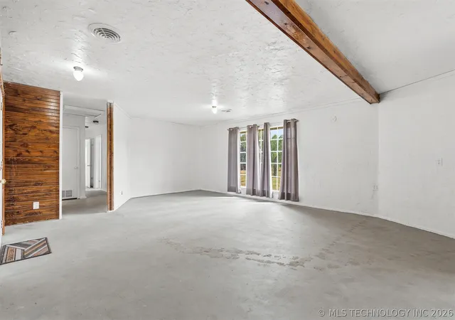 5th image of 33247 Brushy Mound Ln, Marietta, OK 73463 | MLS# 2620884