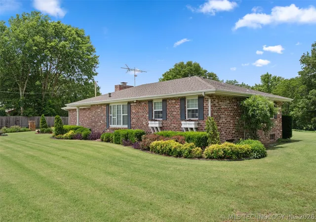 Photo 3 of Single family home for sale at 395410 W 2400 Road, Ochelata, OK 74051 | MLS# 2620904 | Listing updated on 2026-08-27