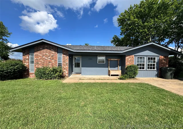 Homes for sale in Caddo, OK | 1001 S Choctaw, Caddo, OK 74729 | MLS# 2620803