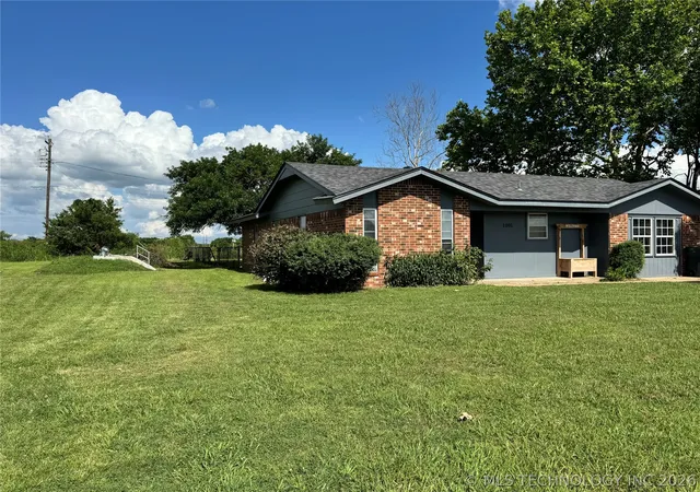 Homes for sale in Caddo, OK | 1001 S Choctaw, Caddo, OK 74729 | MLS# 2620803
