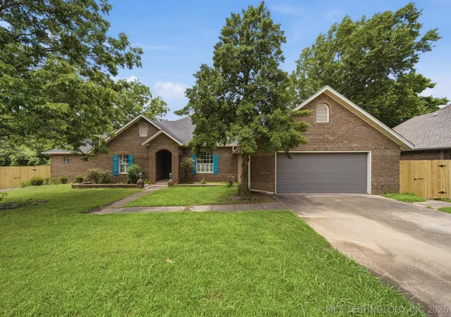 Homes for sale in Muskogee, OK | 2503 Bacon Ct, Muskogee, OK 74403 | MLS# 2620881