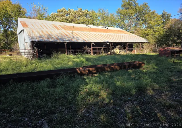 3rd image of 350800 Ok-18 Hwy, Ralston, OK 74650 | MLS# 2620925