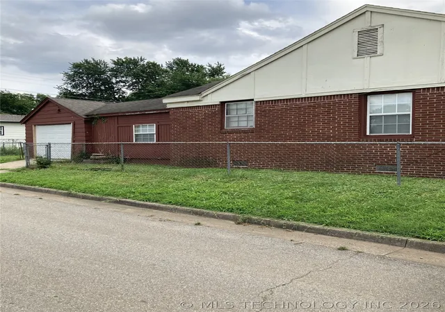 Homes for sale in Tulsa, OK | 1631 N Lewis Pl, Tulsa, OK 74110 | MLS# 2620694