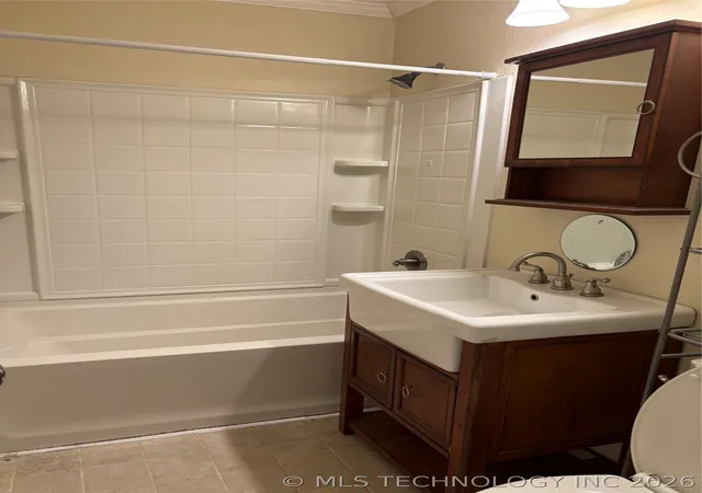 Photo 4 of Single family home for sale at 1318 NE 3rd Place, Pryor, OK 74361 | MLS# 2620875 | Listing updated on 2026-08-20