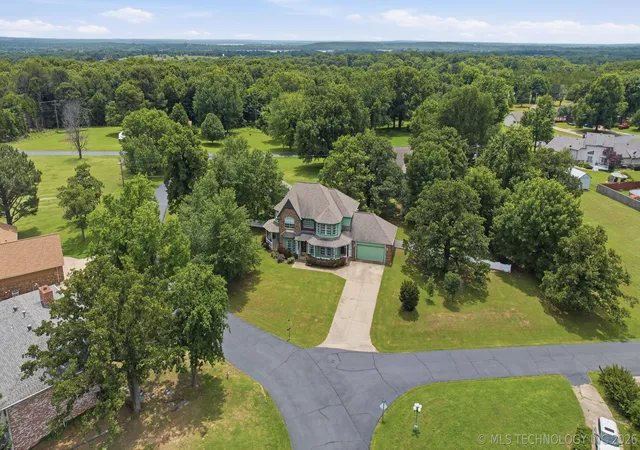 2nd image of 1290 N Cliff Dr, Cleveland, OK 74020 | MLS# 2620673