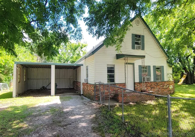1st image of 1001 W 14th, Ada, OK 74820 | MLS# 2620883