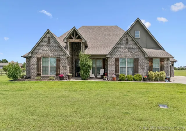 Homes for sale in Oologah, OK | 2913 Cross Creek Dr, Oologah, OK 74053 | MLS# 2620235