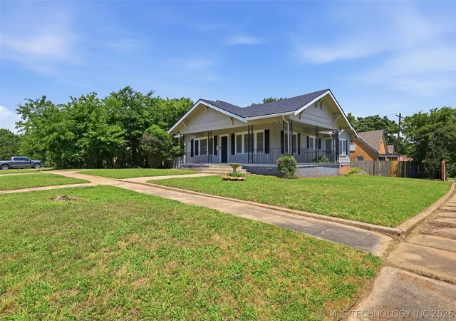 2nd image of 300 W 17th, Ada, OK 74820 | MLS# 2620962