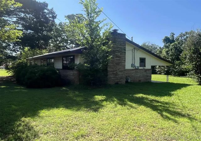 2nd image of 10650 W Hwy 9 Hwy, Stigler, OK 74462 | MLS# 2620992