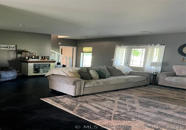 Photo 4 of Single family home for sale at 1091 North 4285, Hugo, OK 74743 | MLS# 2620923 | Listing updated on 2026-08-20
